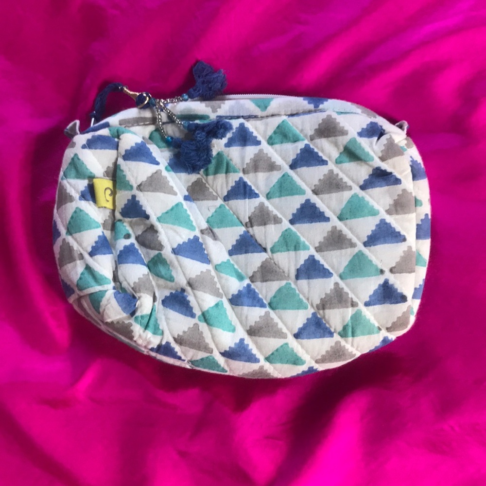 *NEW* Handblock washbag by Reason